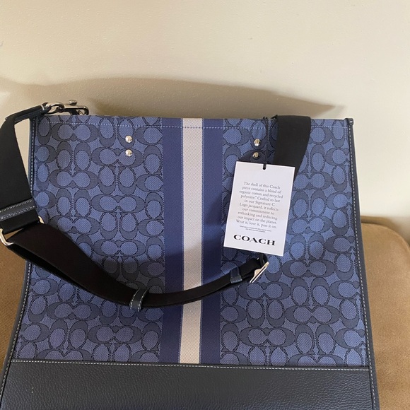COACH DENIM DEMPSEY 40 TOTE IN SIGNATURE JACQUARD & REFINED PEBBLE LEATHER NWT - Picture 2 of 8